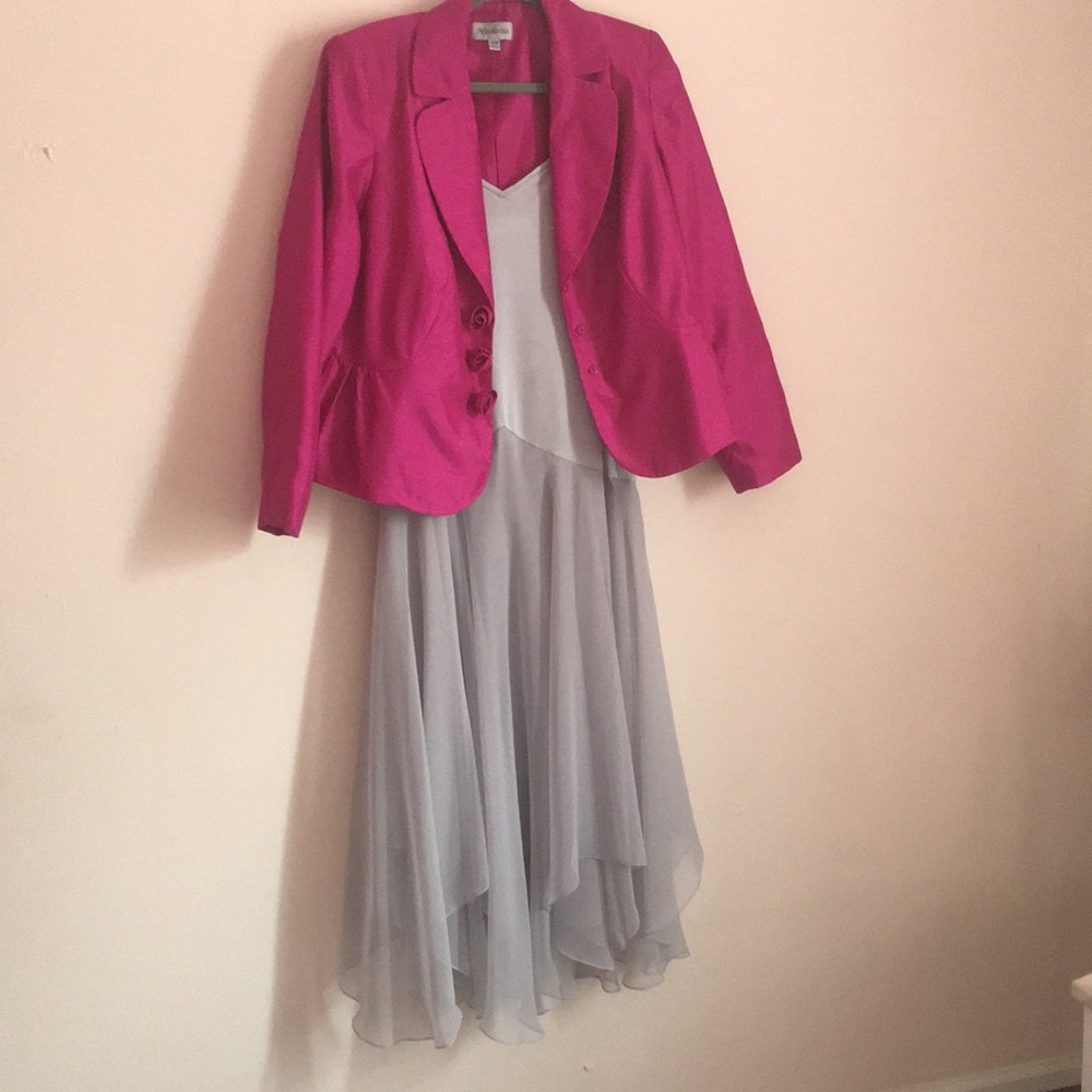 SOLD✅Woman’s dress with jacket